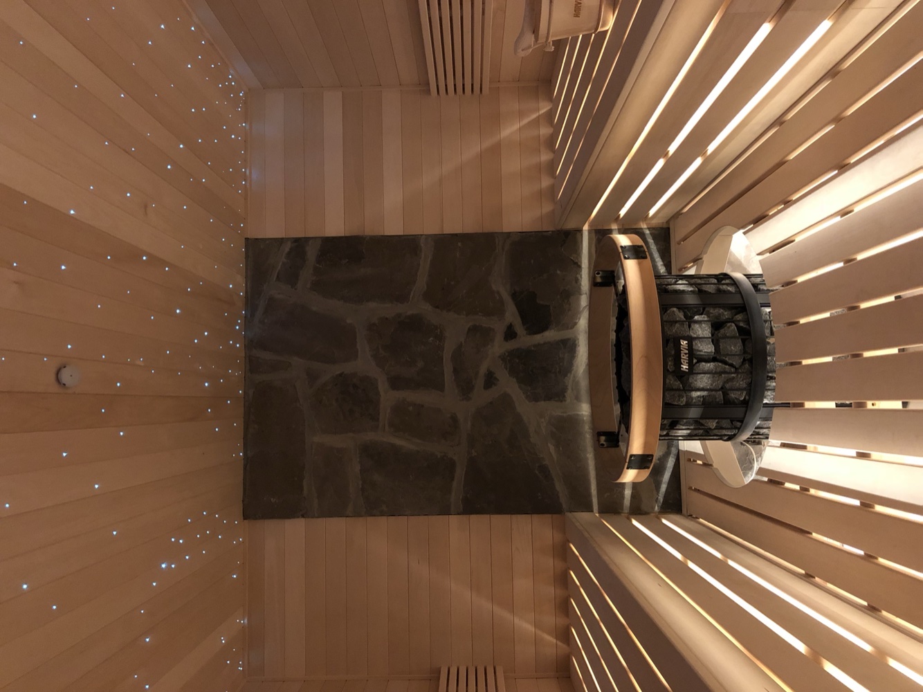 Backlit slat feature